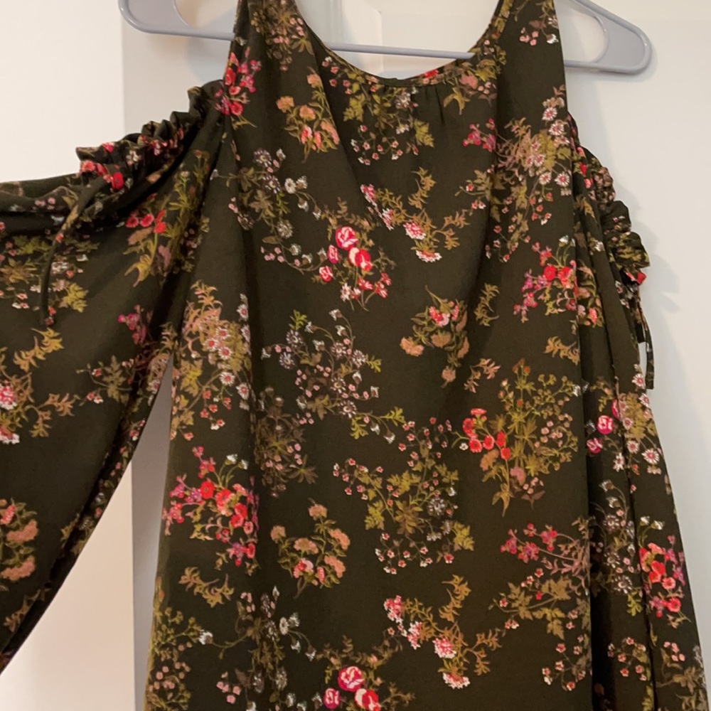 LC Lauren Conrad - blouse size M - Picture 2 of 4